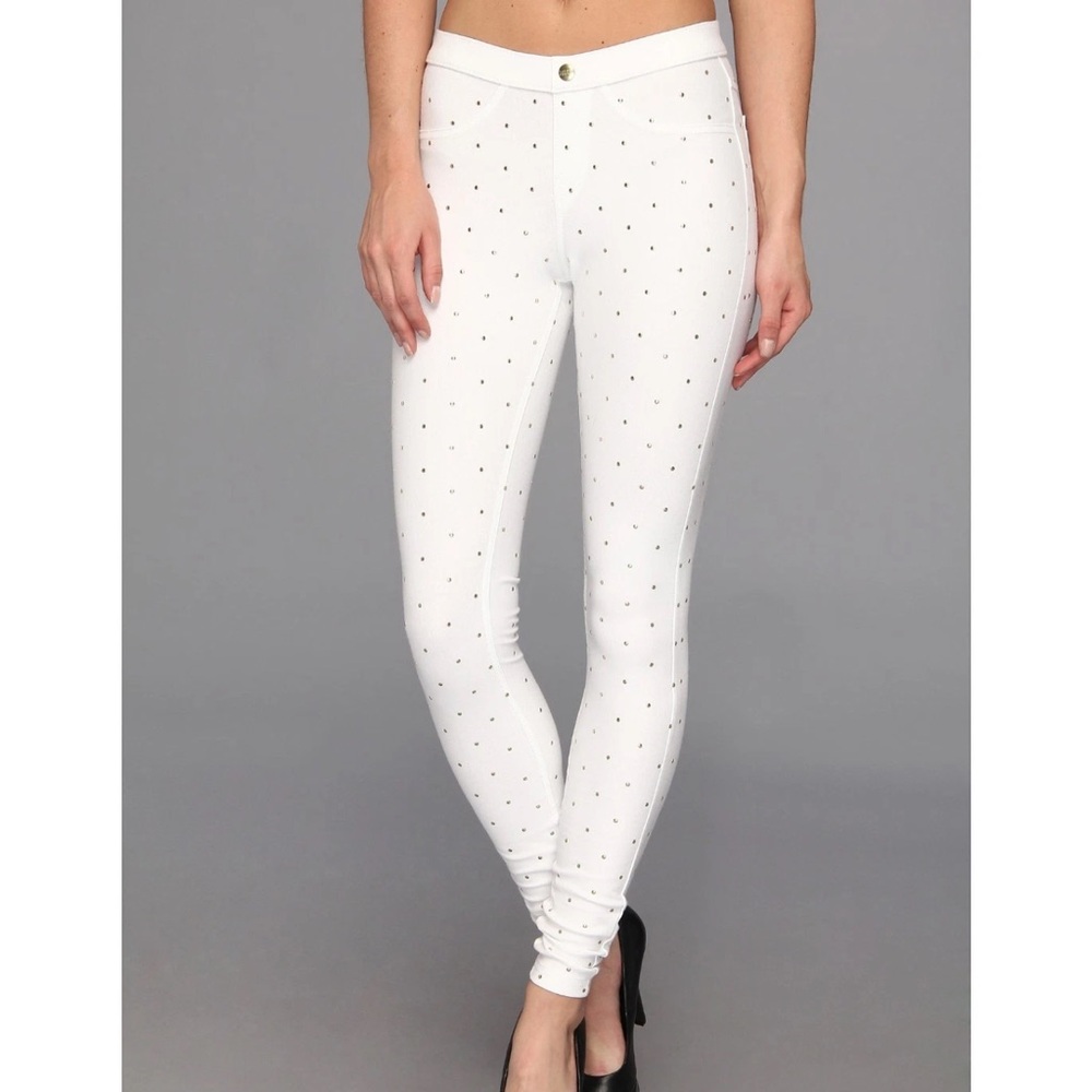 HUE Women's White goldtone studded leggings faux Jeans Sz M